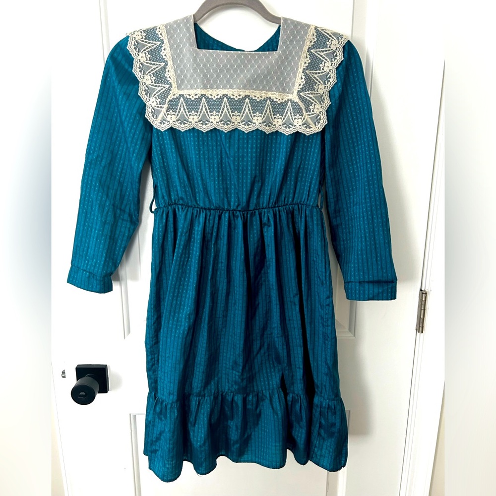 Bonnie Jean Vintage 80s Kid Dress with Lace Collar